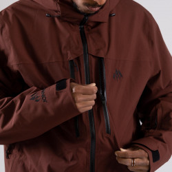 Two large external chest pockets Two large external chest pockets
