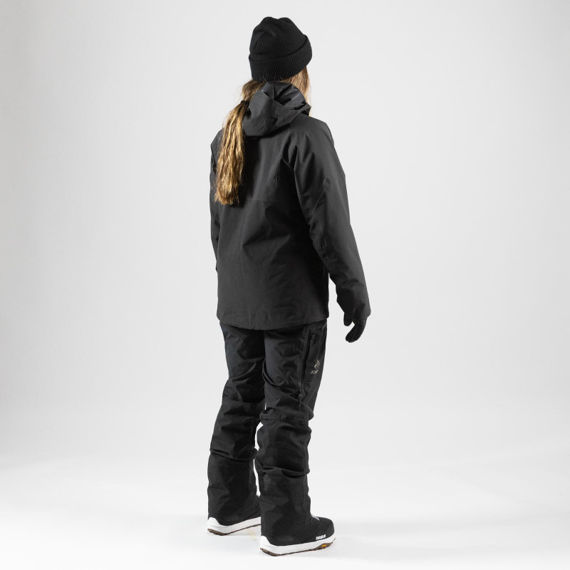 **Rider is 5'5, 145lbs and wears a size M **Rider is 5'5, 145lbs and wears a size M