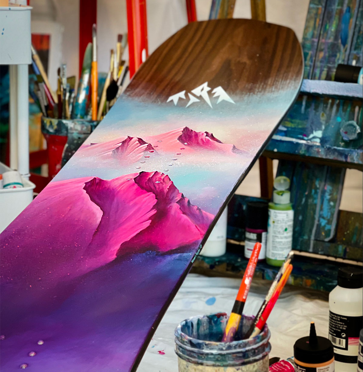 Can You Use Acrylic Paint On Snowboard? 
